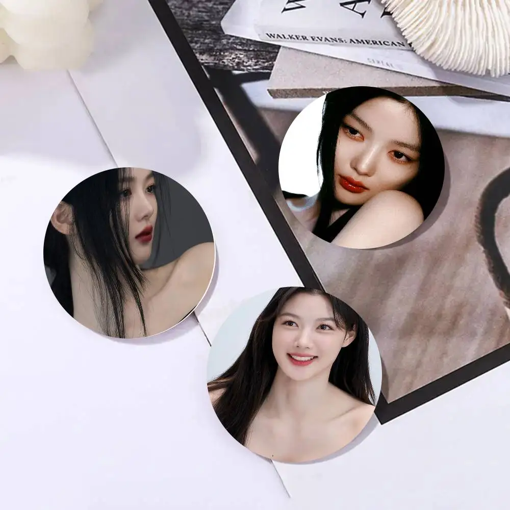 Korean Celebrity Kim You Jung Pins Brooch Cartoon Badge For Friend Backpack Clothes Collect Accessories Jewelry Gift