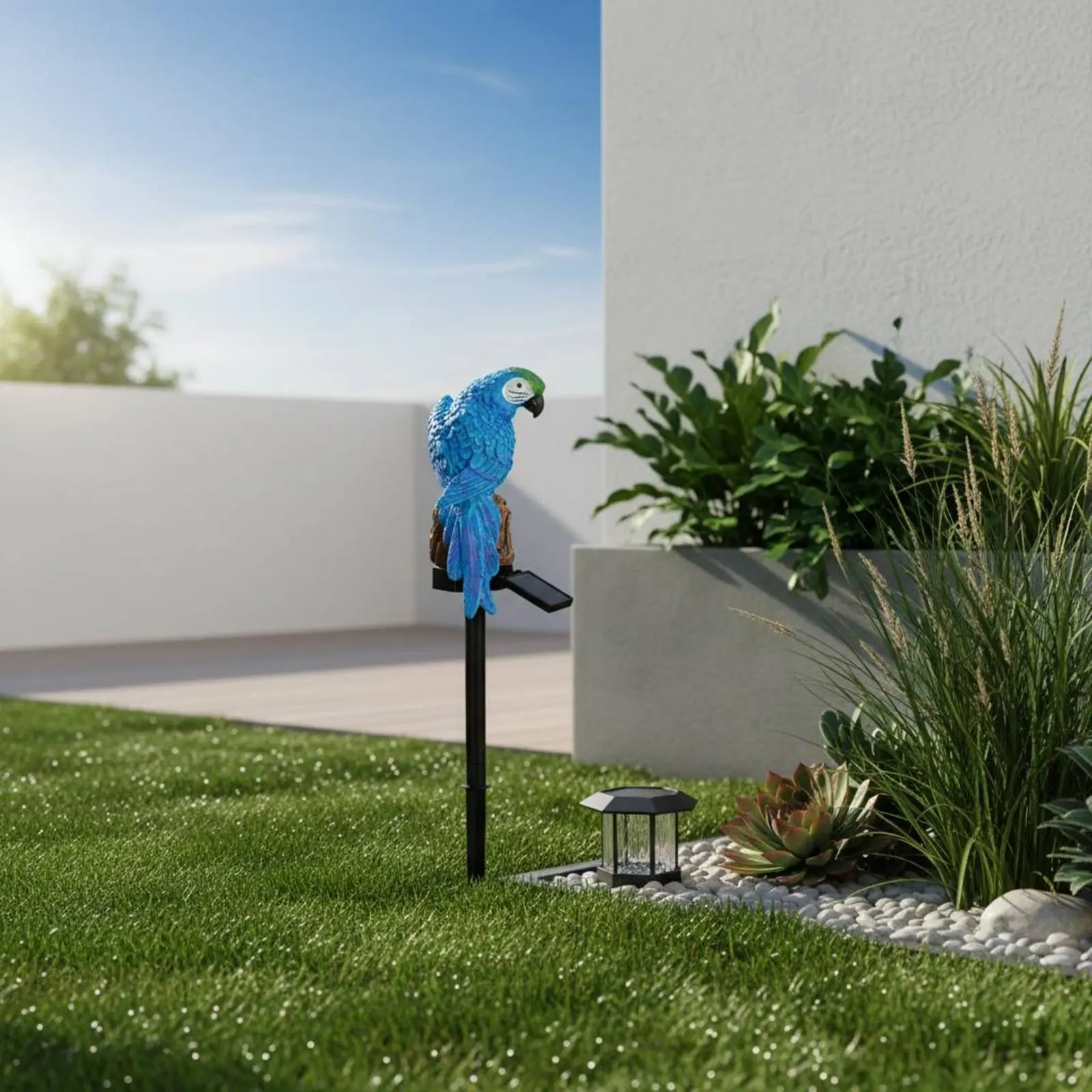 luminaria-solar-de-jardim-em-resina-com-formato-de-papagaio-sensor-fotocelula-do-anoitecer-ao-amanhecer-facil-instalacao-para-exteriores