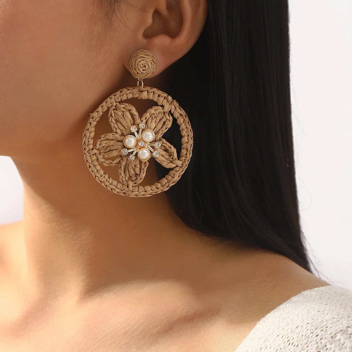 E13765 Cross-border hand-woven raffia flower with diamonds pearl stud earrings seaside vacation style earrings women