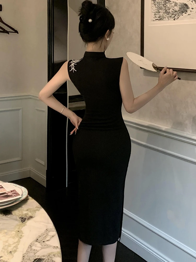 Summer Black Elegant Embroidery Stand Collar Dress Women Fashion Bodycon Sleeveless Dress 2025 Korean Vintage Hepburn Prom Dress