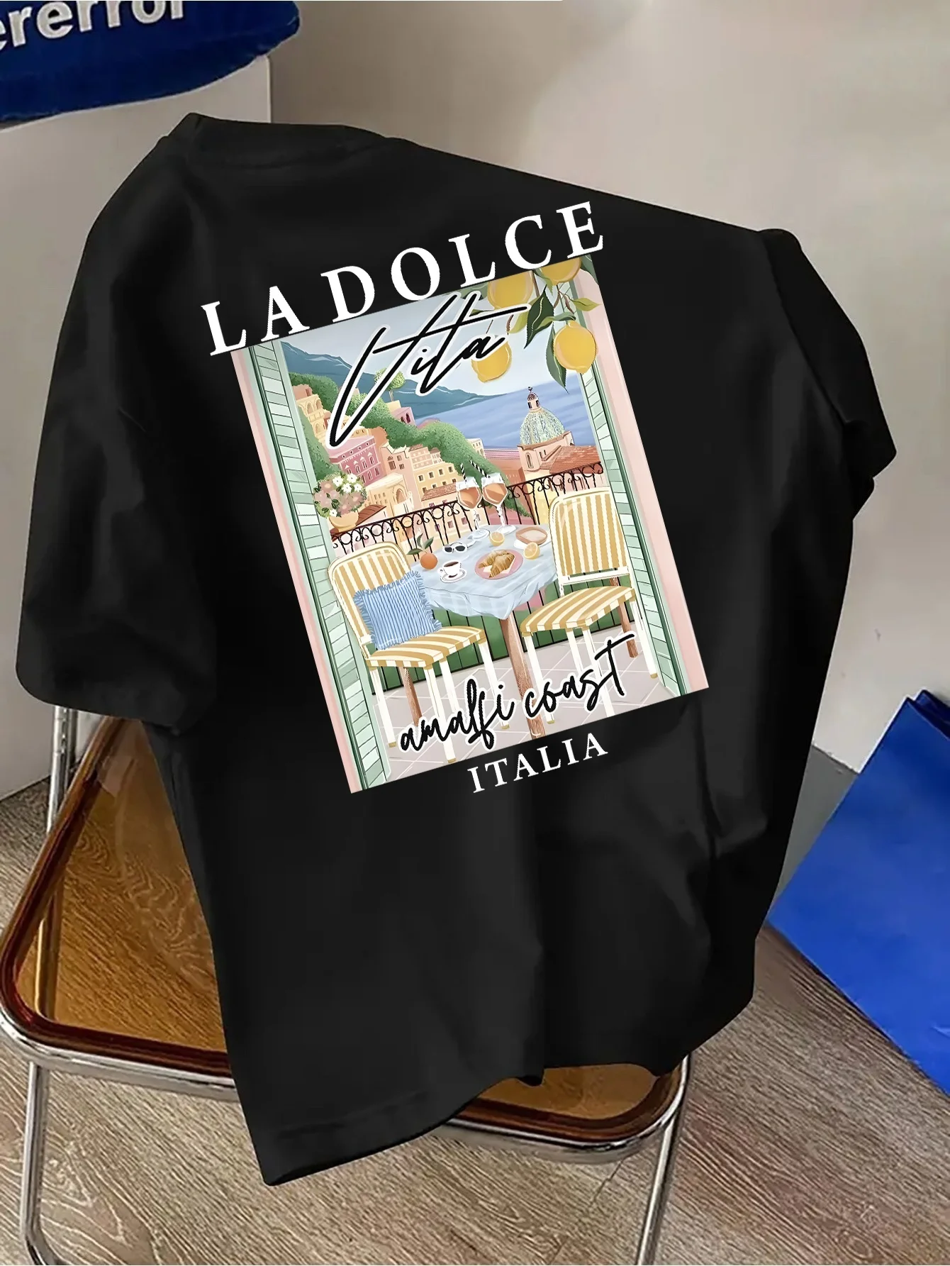 Camiseta gráfica La Dolce Vita Amalfi Coast Italia para mujer, camiseta blanca informal de manga corta de verano, Top estilo vacaciones italianas
