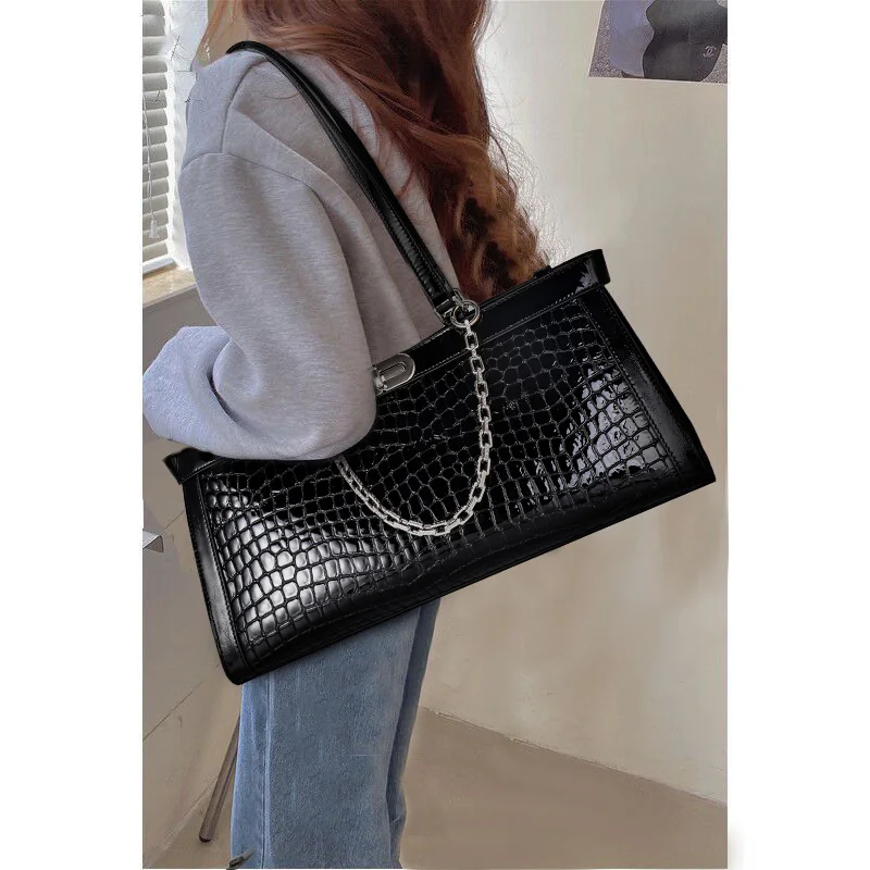 Large Capacity Crocodile Pattern Women Handbags 2024 New Lady Casual Underarm Bag Genuine Leather All-Match Shoulder Bags