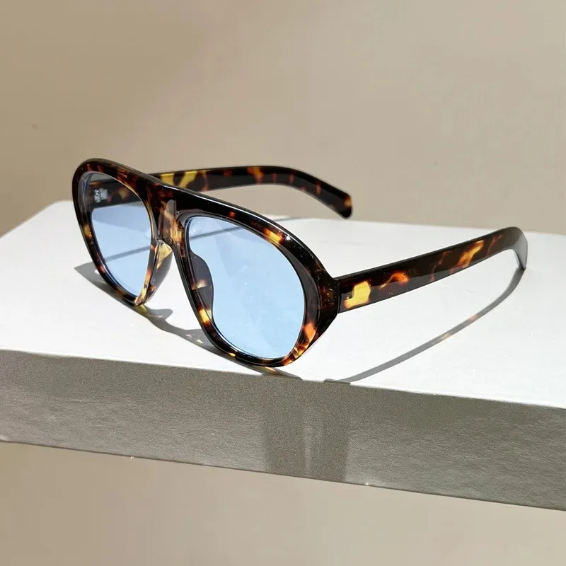 New Fashion Leopard Gradient Oval Sunglasses For Women Vintage Gradient Elegant Sun Glasses Men Outdoor UV400 Shades Black Glass image 2