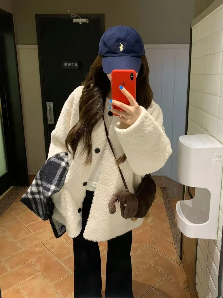 

Куртка из овечьей шерсти в корейском стиле, влажная, влажная, влажная, кружка, липкая, липкая, потная, потная, трансмирующая, выдерживающая, уход, сургучная атмосфера