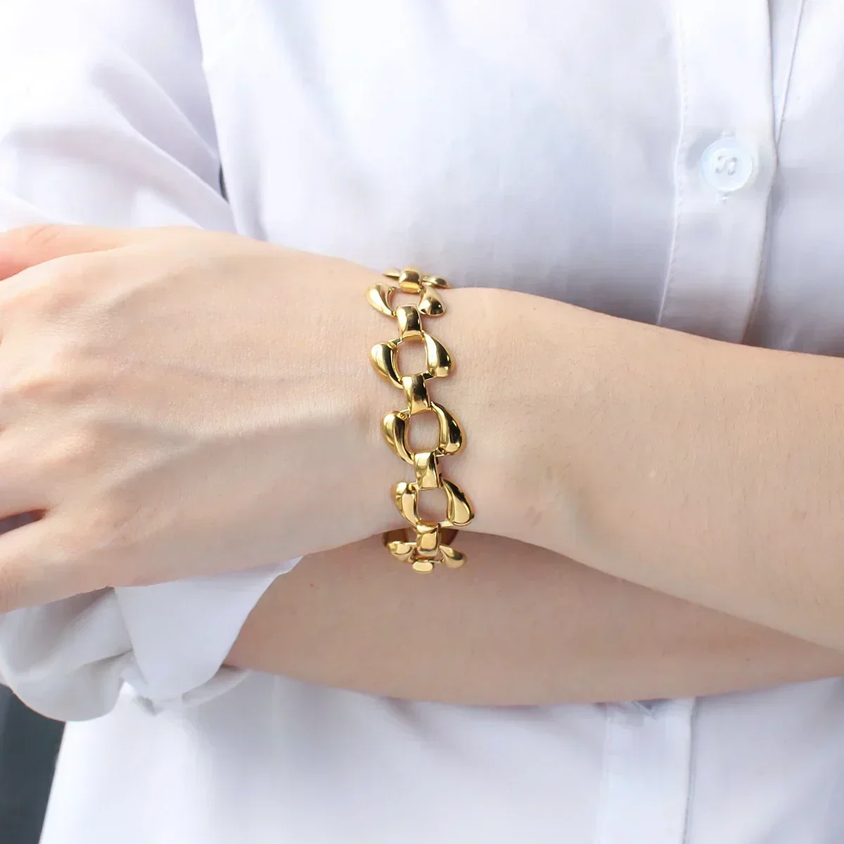 Bracciale parallelogramma in acciaio inossidabile di moda Braccialetti con ciondoli in oro placcato 18 carati femminile Braccialetti robusti Gioielli Regali di Natale