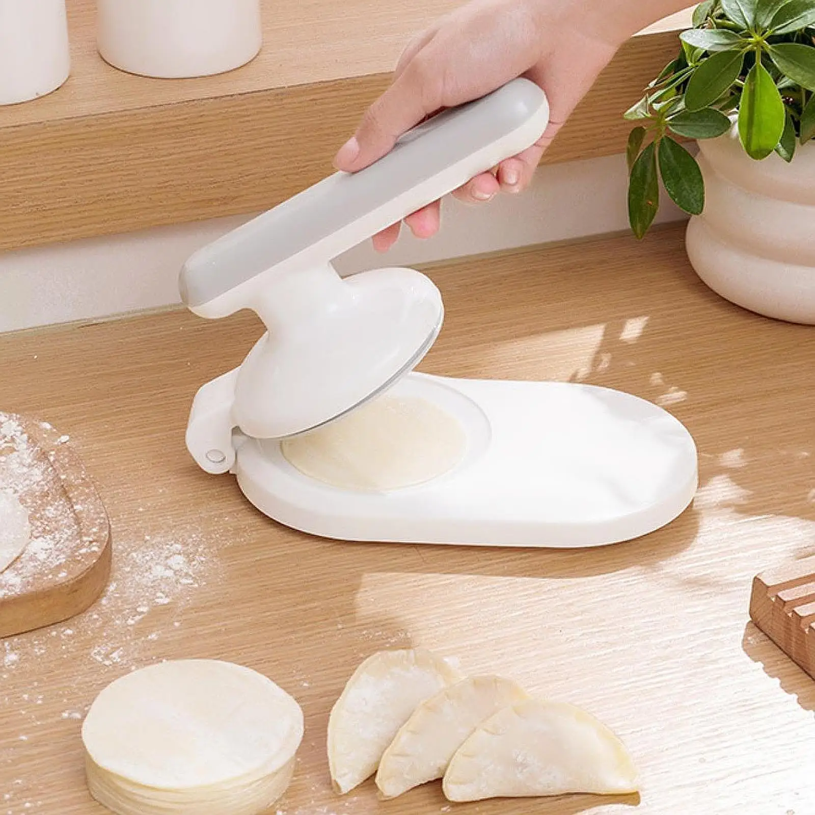 DIY Dumpling Skin Making Tool Compact Dough Presser Versatile Kitchen Accessory for Home Cooking