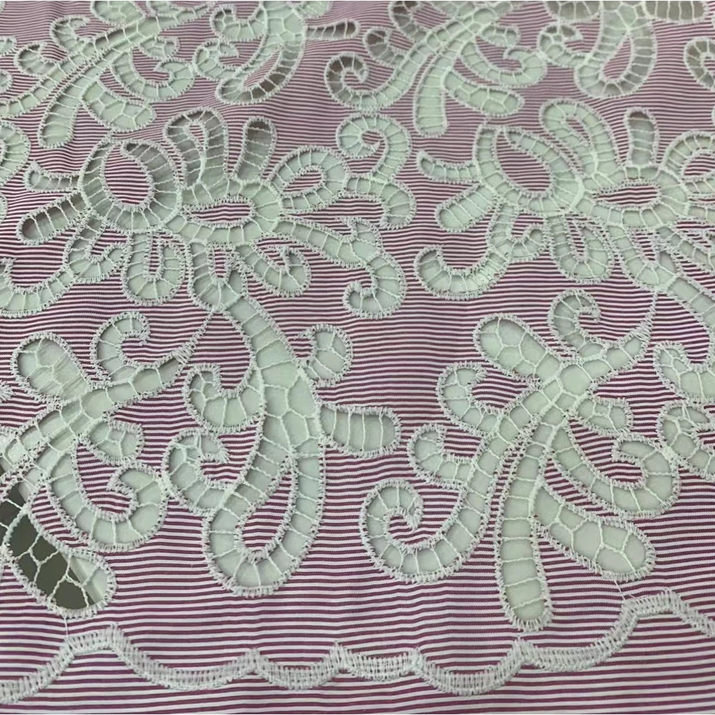 女性用の刺繍入りコットンドレス,刺繍入りレース生地,ポリエステル,スカート,衣類,DIY, 2ヤード,新しいデザイン