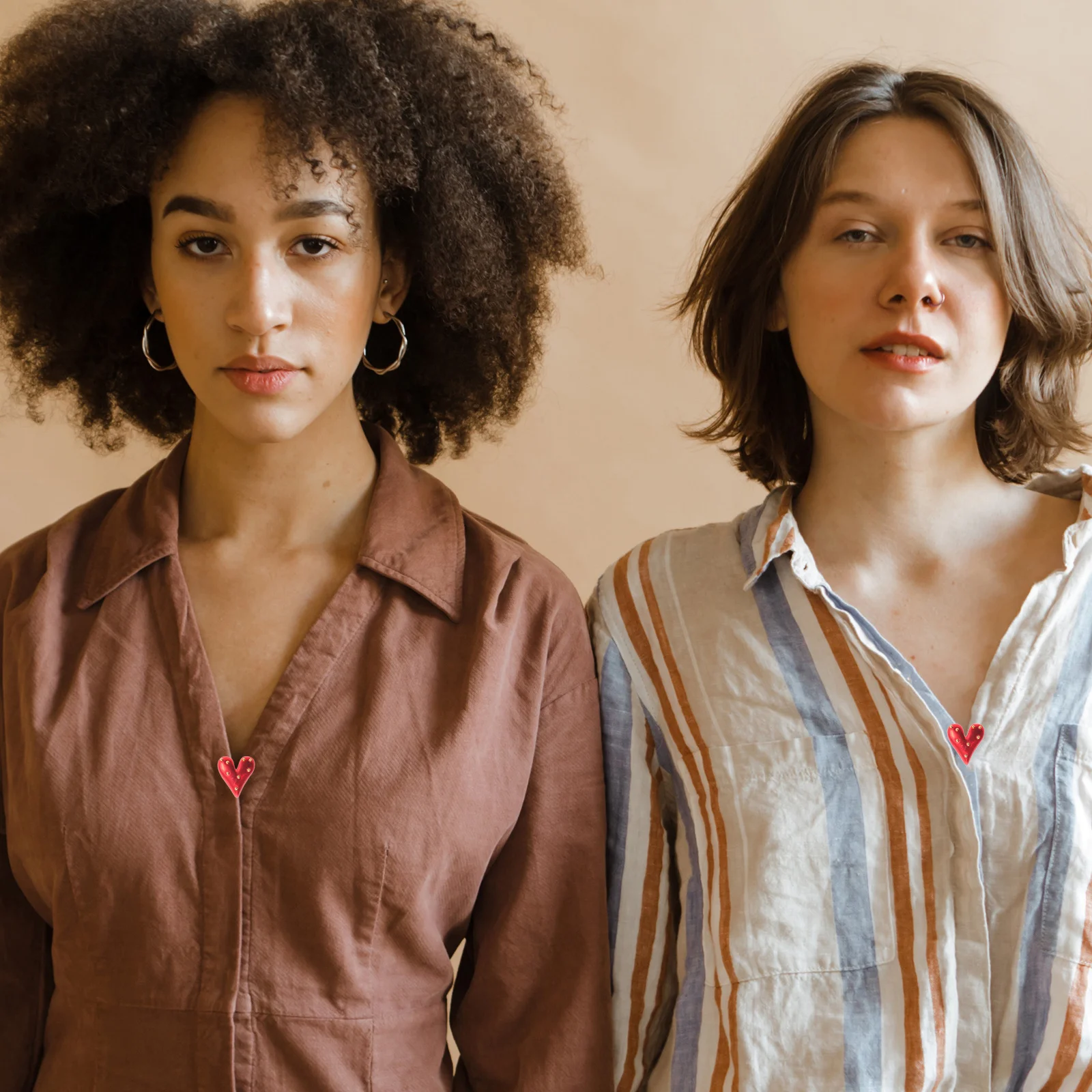 

8Pcs Dainty Heart Brooch Pin Red Enamel Jewelry for Women Small Lapel Pins for Dress Bag Valentine's Day Gift Party Wedding