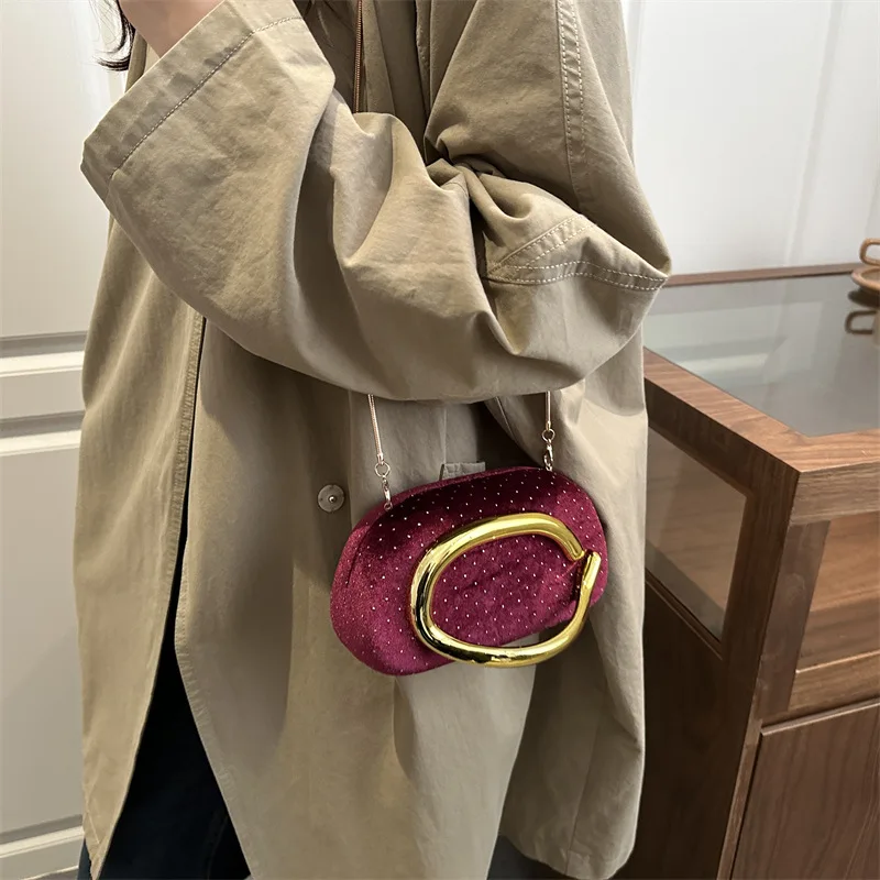 

2025 New Elegant Evening Box Bag for Women, Very Chic Chain Strap Shoulder Crossbody, Absolutely Gala-Ready and Sophisticated​