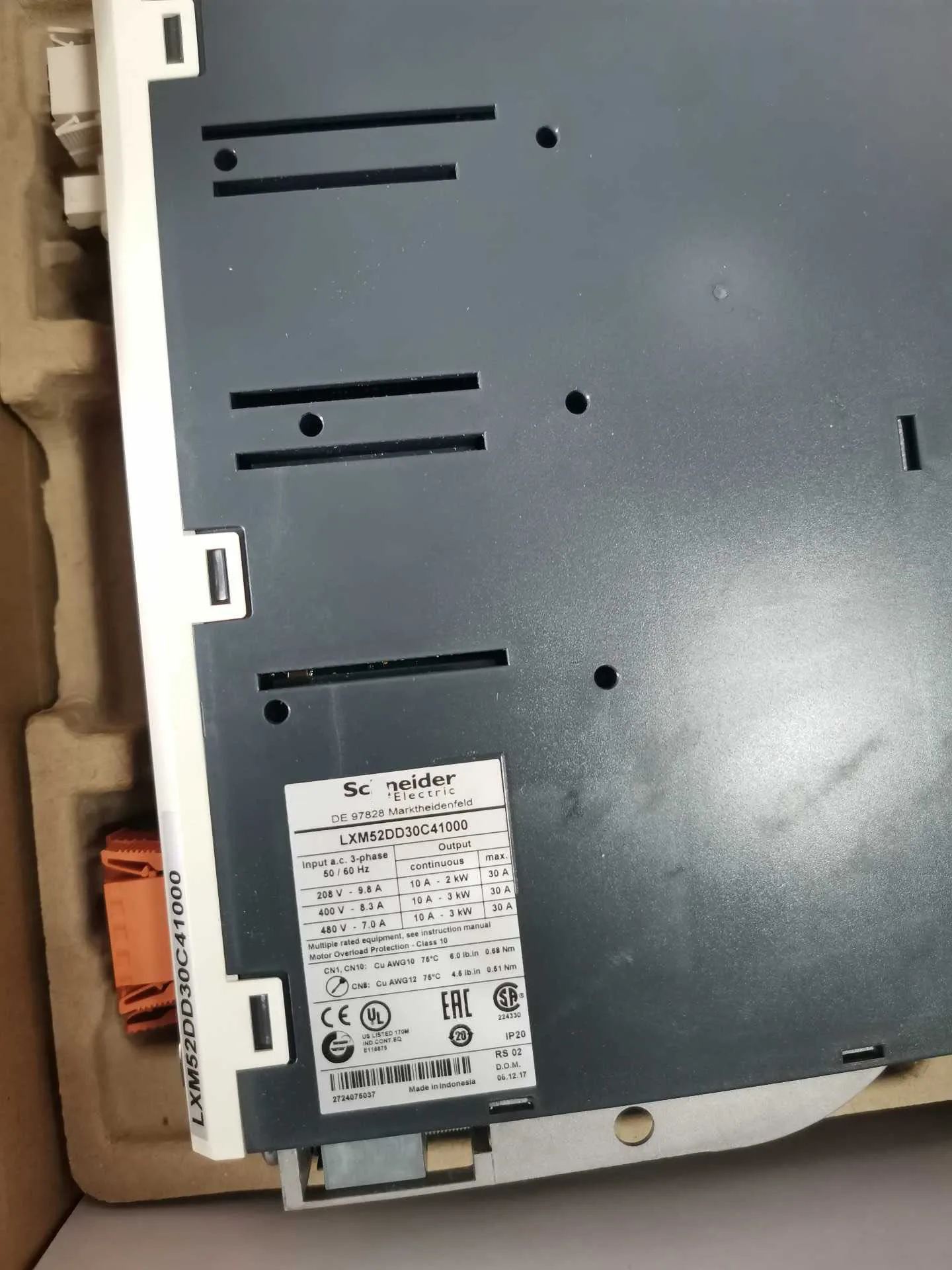 Новый сервопривод LXM52DD30C41000 для Schneider