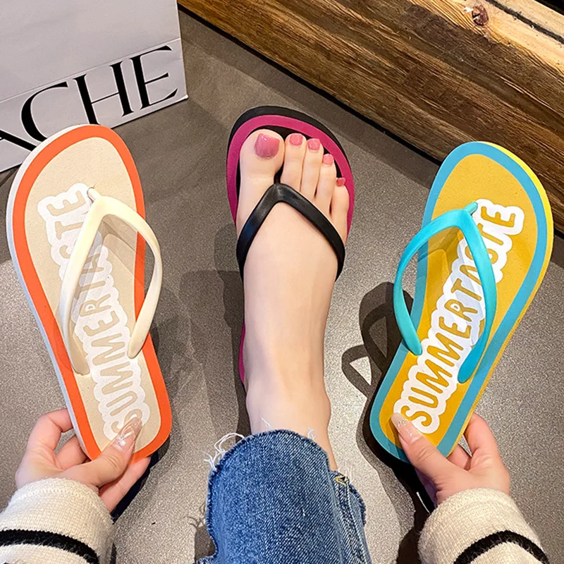 Shoes Women Slippers Stylish Beach Flat Non-Slip Flip Flops Girls Lightweight Comfortable Slippers Personalized Deodorization