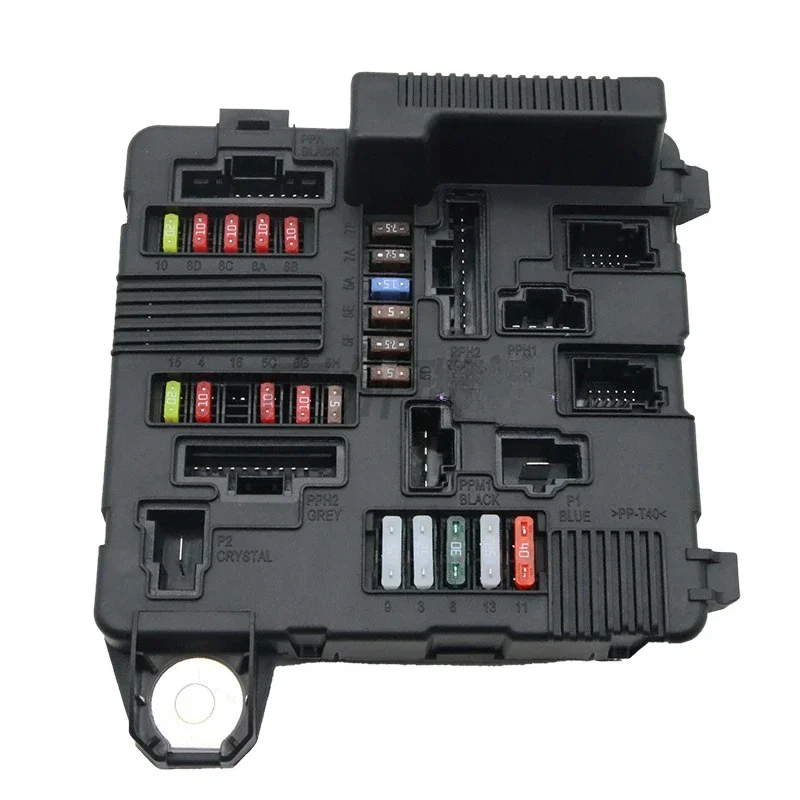 8200306033 For Nissan Renault, Fuse Box 8200306032 Wholesale