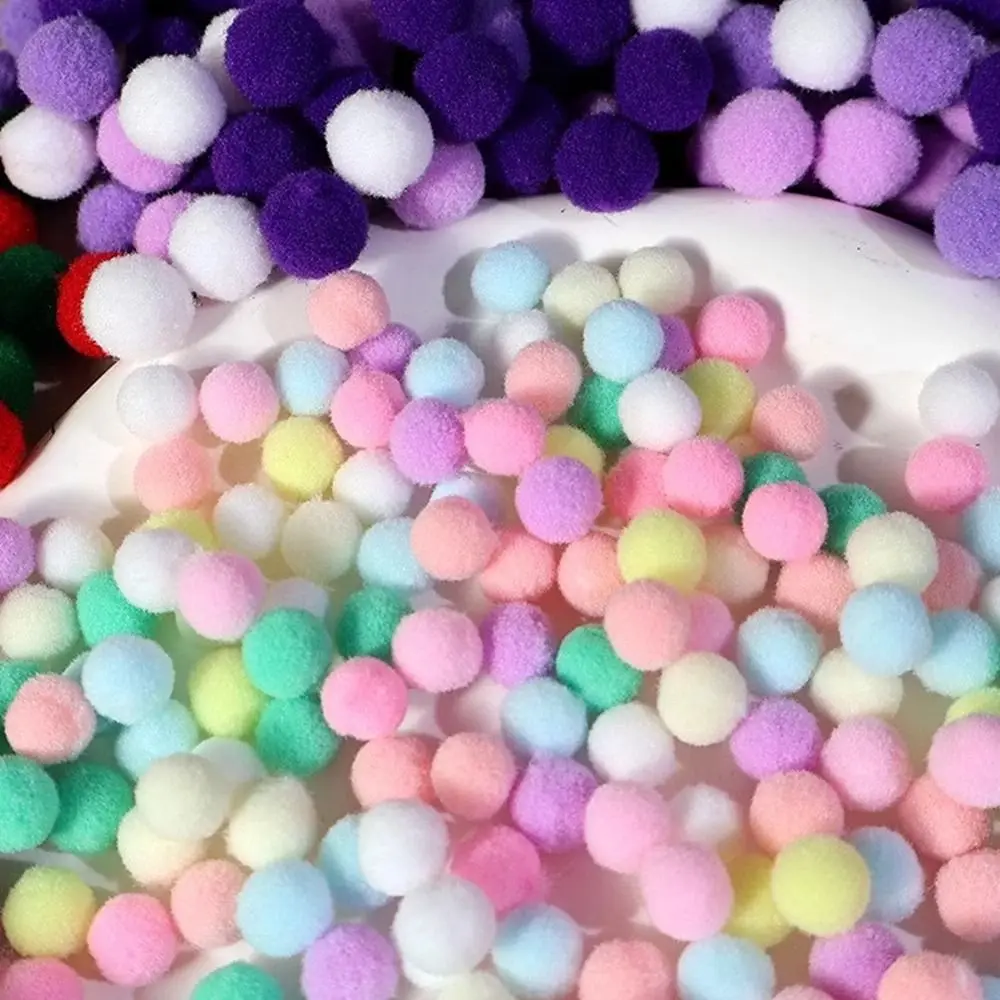 1 Confezione 1 cm/1.5 cm Pompon Palle di Pelliccia Macaron Colori FAI DA TE FAI DA TE Pom Pom Palla Elasticità Morbida FAI DA TE Peluche palla Da Sposa
