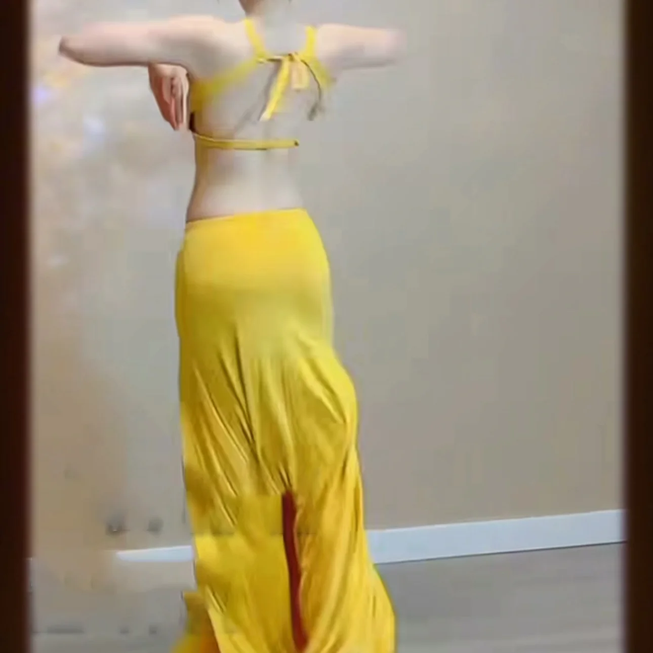 ベリーダンスパフォーマンス衣装大人女性のセクシーな気質練習服初心者ソフトで快適なトレーニングセット