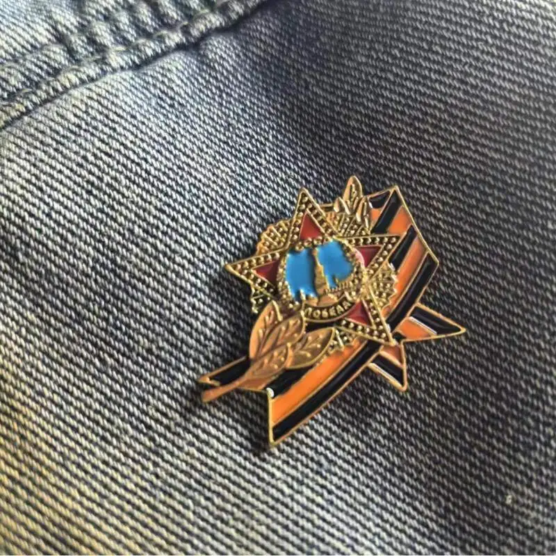 [E] Ribbon Badge With Russian Flag Enamel Lapel Pin Victory Day Order Memorial Brooch Festive Symbol Pin