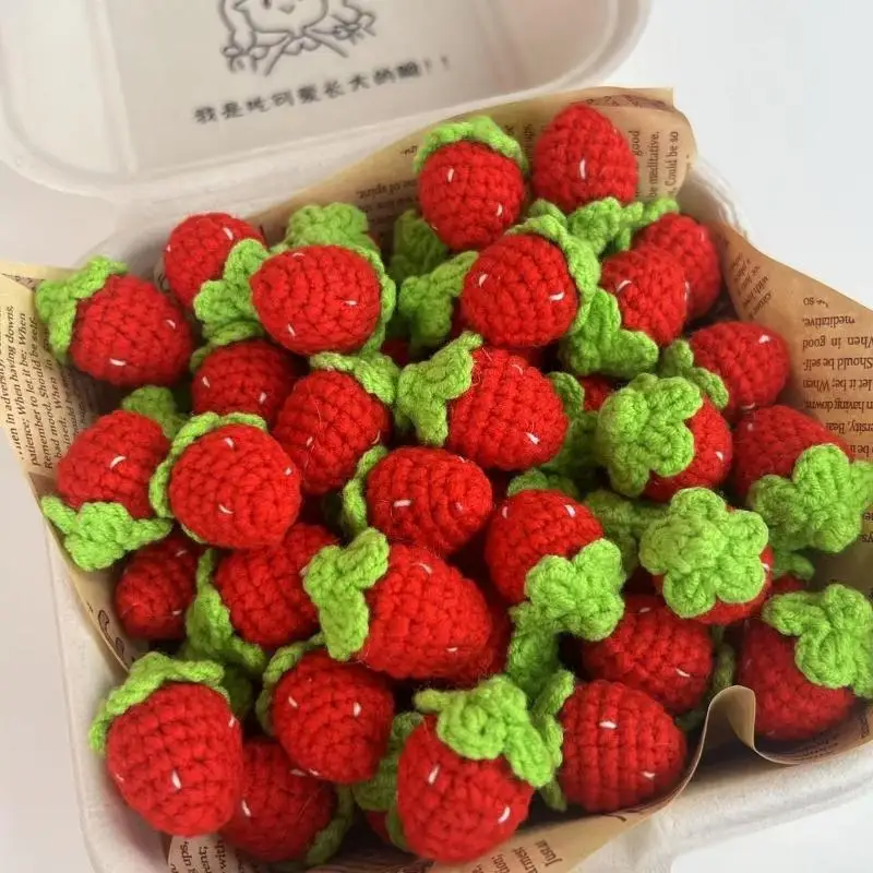 2Pcs Cartoon Wool Cute Fruit Orange Persimmon Hand Knitted Strawberry Wool Crochet Knitted Fruits Pendant DIY Keychain Gift