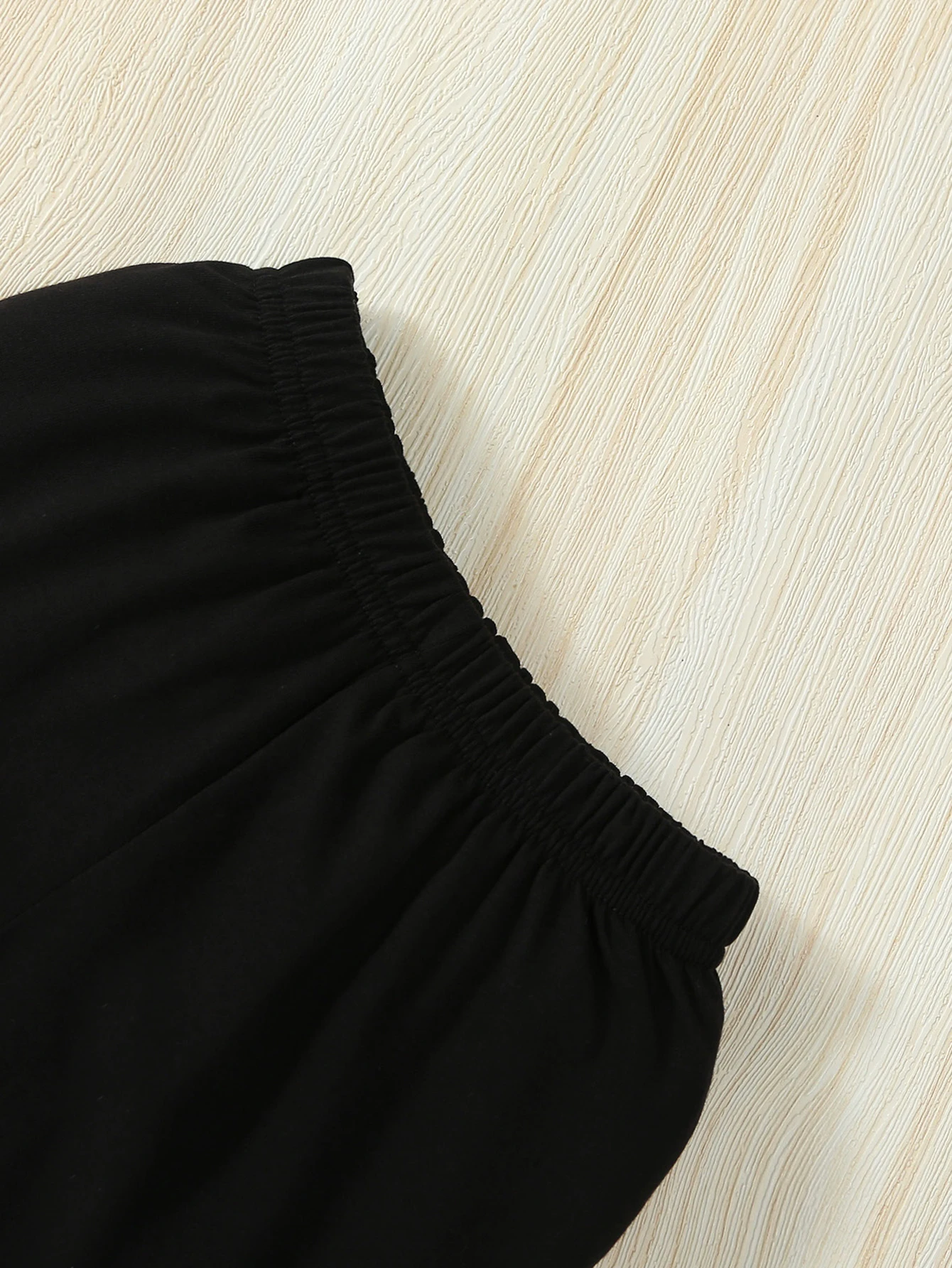 2-teiliges Set für Babys, Jungen, Frühling/Herbst, langärmeliger Body mit Buchstabenmuster und Strickhose mit Rissen – Detail 10