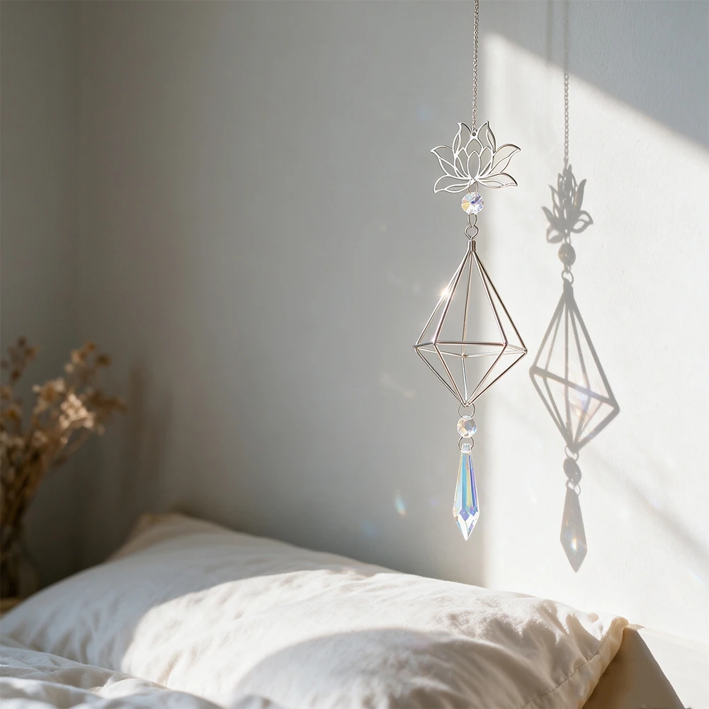Minimalist Diamond Shaped Cage Metal Lotus Ornament Sun Catcher Glass Crystal Bead Rainbow Maker Porch Garden Decorative Pendant