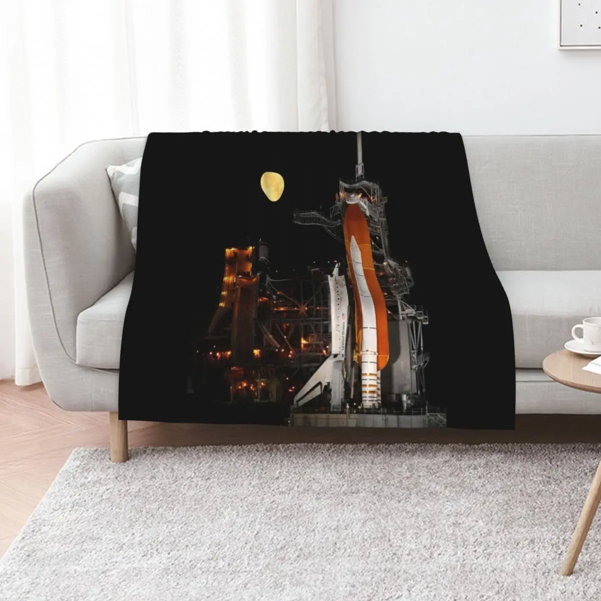 

STS-119 Shuttle Discovery With Moon Throw Blanket Decorative Throw halloween Decorative Beds Multi-Purpose Blankets