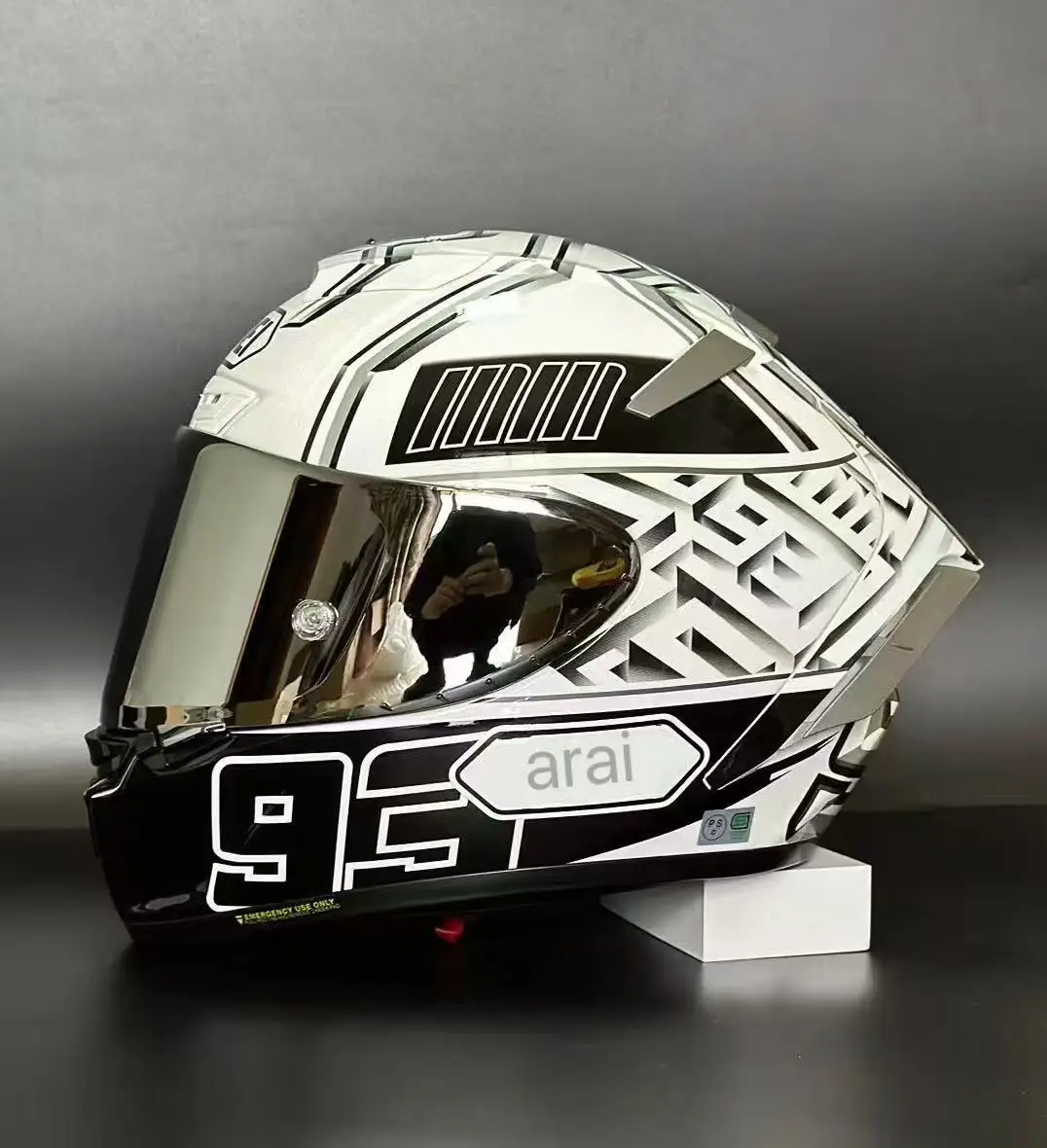 Thumbnail 3 - #3 Trending Full Face Motorcycle Helmets Right Now