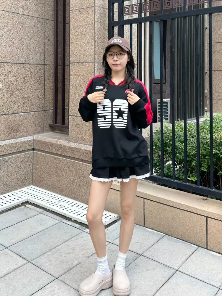 سترة أمريكية ريترو برقبة على شكل حرف v بلوفرات متباينة سترة كبيرة الحجم للسيدات بأكمام طويلة ملابس رياضية ربيعية لعام 2025 ملابس خروج #2