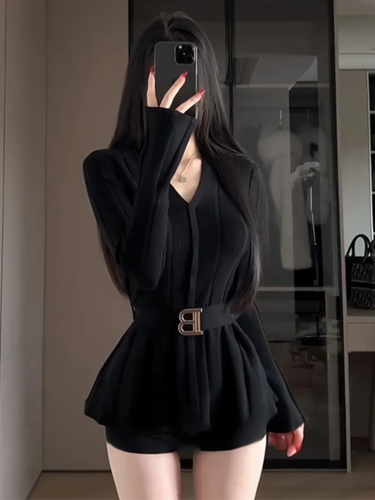 

Ele V-ne Knitwear Women's Slimming Waist Design Spring 2025 New Sle Simple Faion Small Skirt Hemline Long Sve