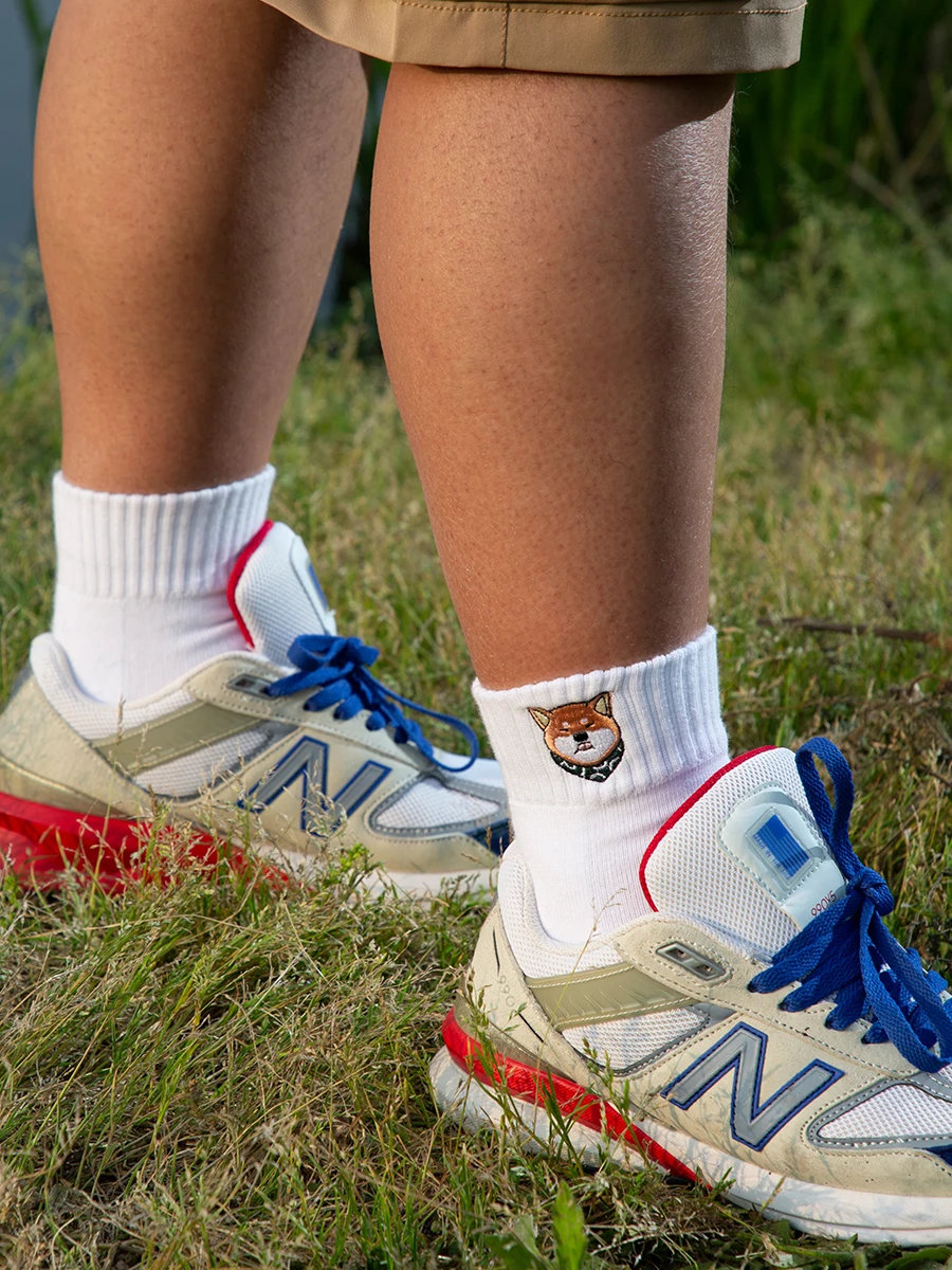 

2025 одна пара мужских хлопковых повседневных носков с милым принтом собаки и панды, высококачественные мужские спортивные утолщенные носки, дизайн для гей-медведя