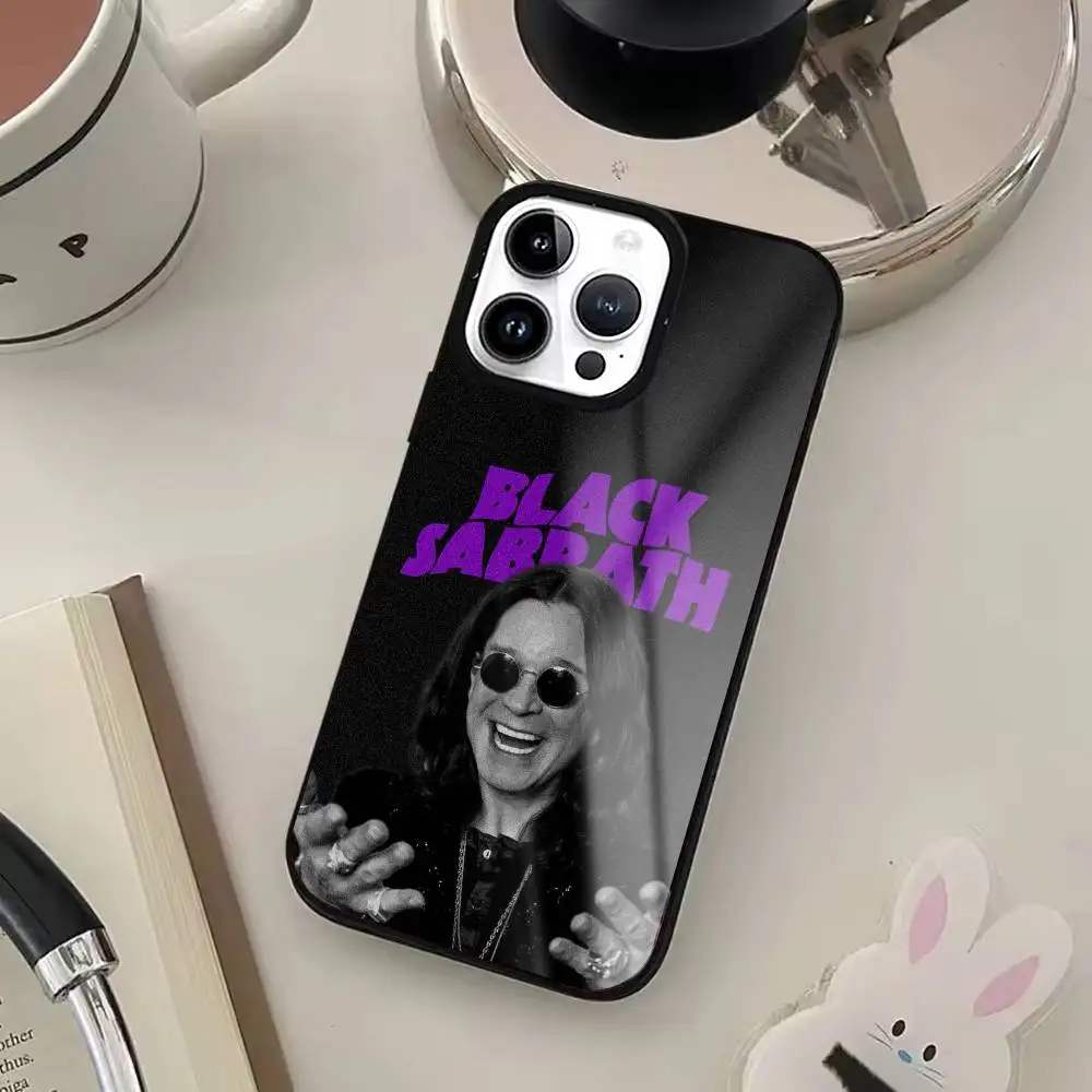 O-Ozzy O-Osbourne Phone Case For iPhone17,16,15,14,13,12,11 Plus,Pro Max For Magsafe Wireless Charging