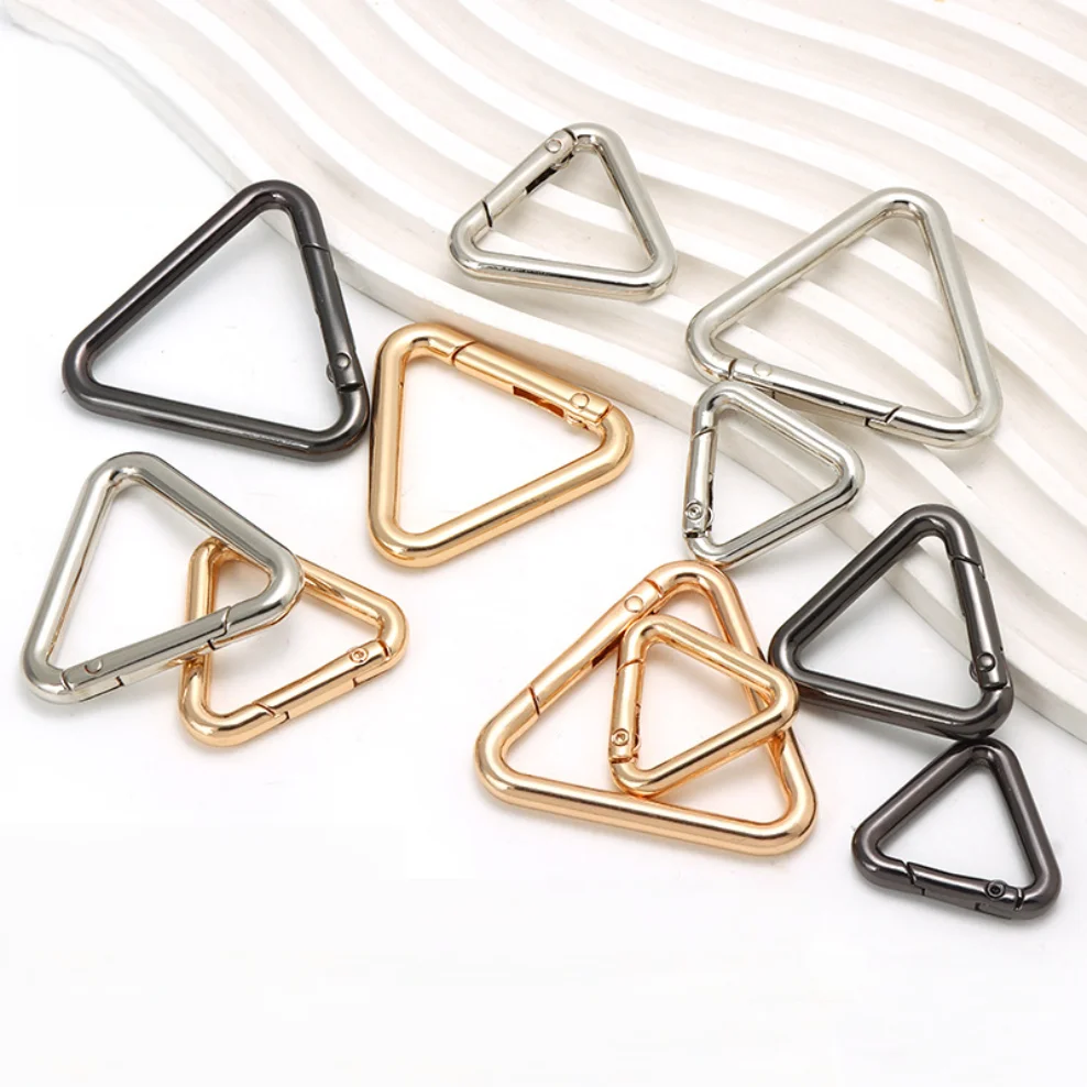 

1pcs Zinc Alloy Triangle Spring Hook Clothing Luggage Hardware Accessories Keychain Hiking Buckle Triangle Hanging Buckle