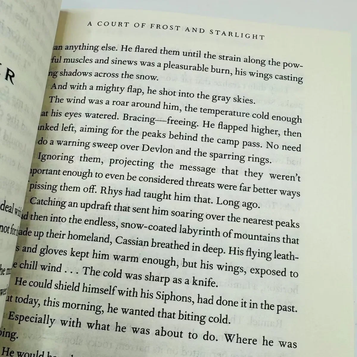 A Court of Thorns and Roses Paper, 5 volumes in a box, plain packaging