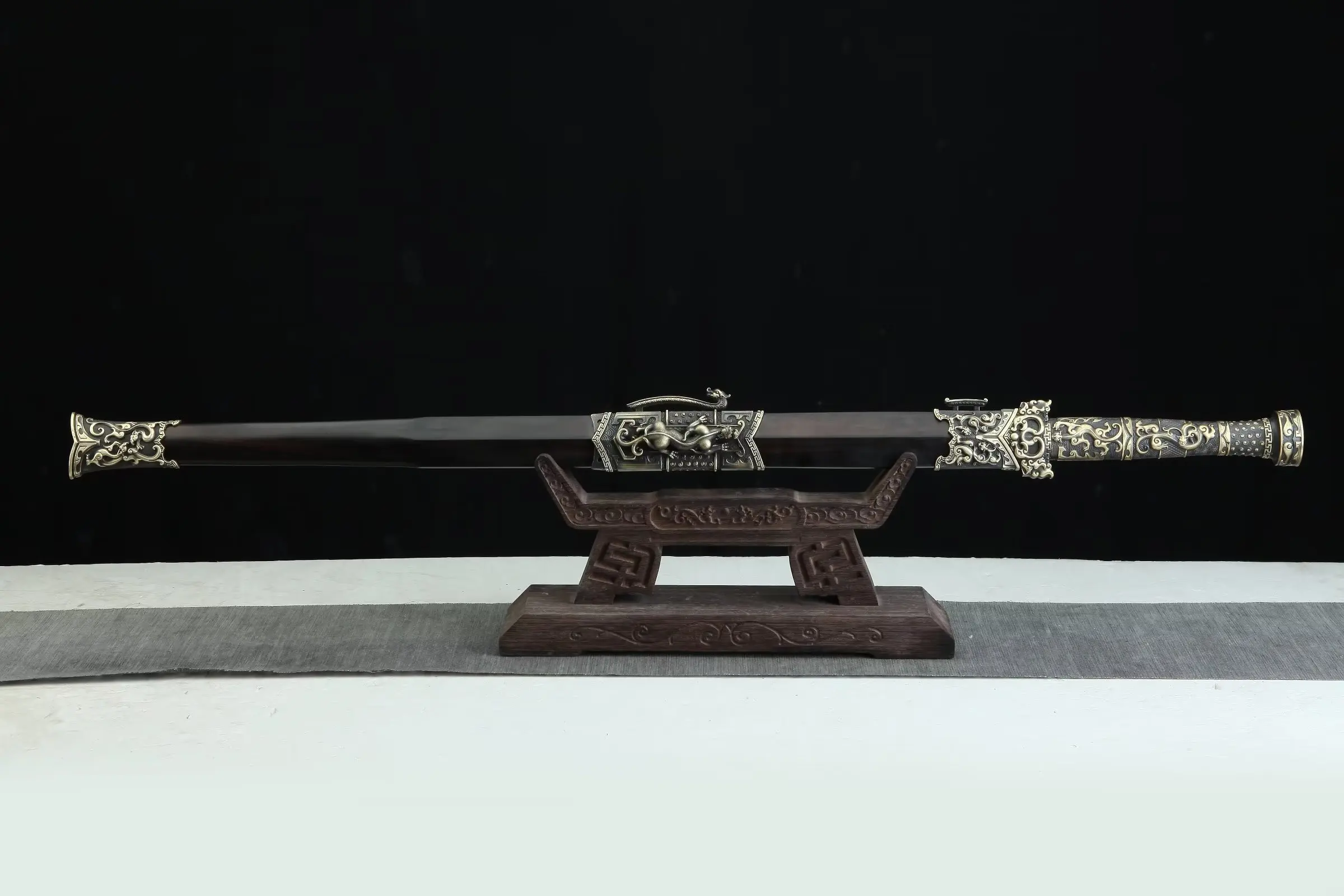 106cmMedieval Chinese ancient emperor sword Pixiu the sword of the God of war Damascus Steel battle ready fighting weapons sharp