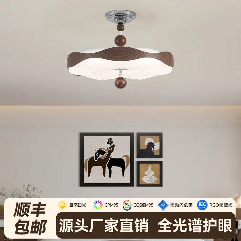 

Full spectrum eye protection cream style bedroom ceiling light, high-end master bedroom room light, new medieval style study cha
