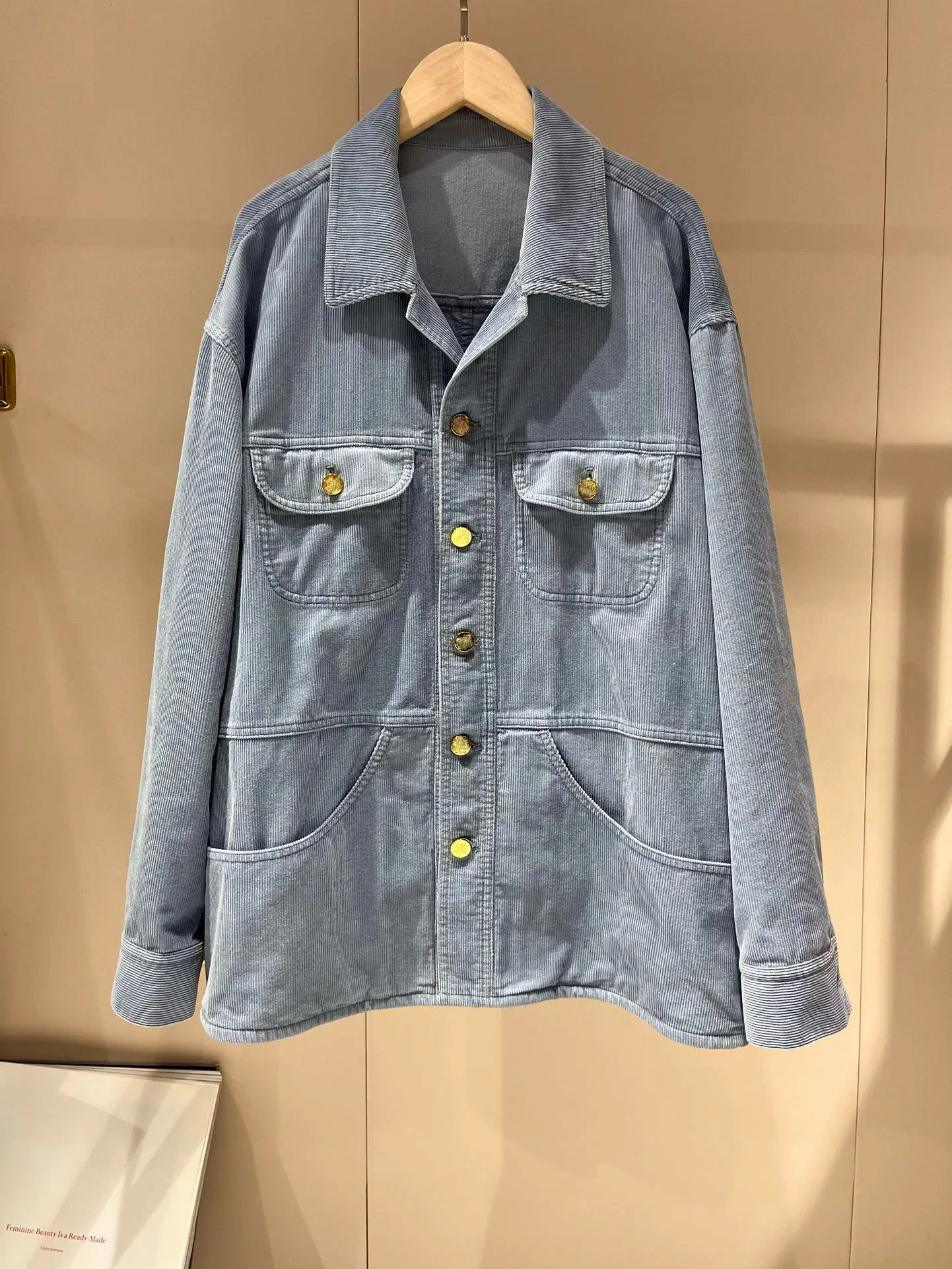 

2025 Spring/Summer New Retro Corduroy Jacket Single Row Gold Buckle Casual Pocket Style Women's Top
