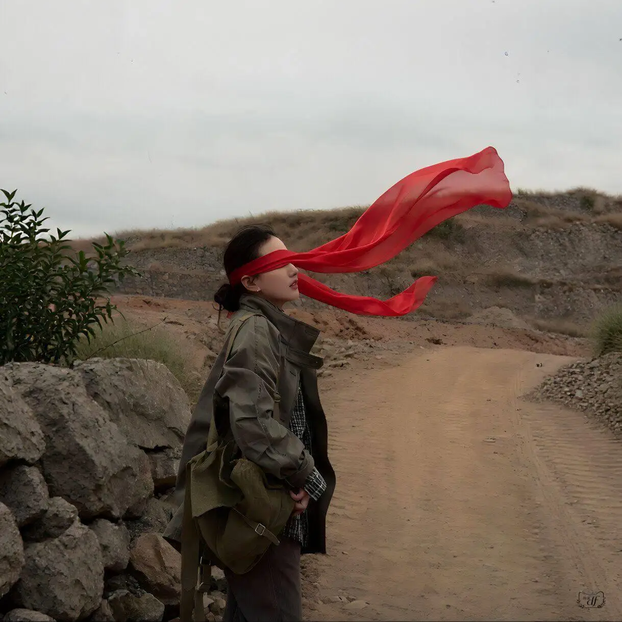 

Red Silk Ribbon Blindfold Photography Prop Atmosphere Sensation Eye Covering Fabric Korean DIY Sewing Accessories