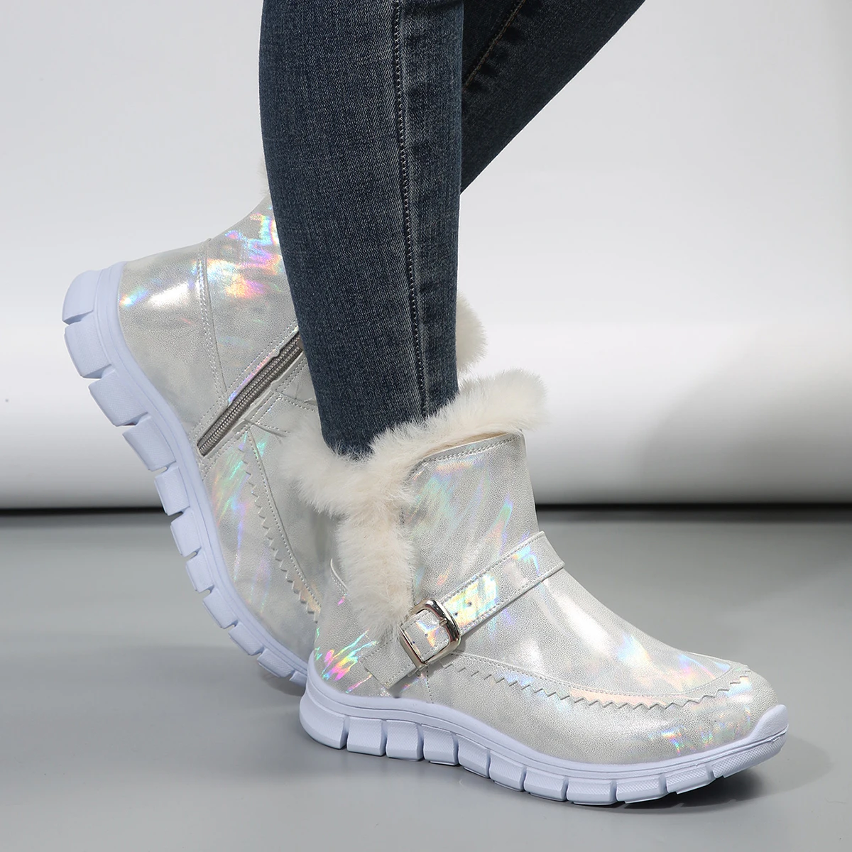 2026 Winter Neue Mode Damenstiefel Verdickte Warme Baumwollschuhe Wildleder Dickbesohlte Rutschfeste Damen-Sneaker Lässige Schneestiefel – Detail 9