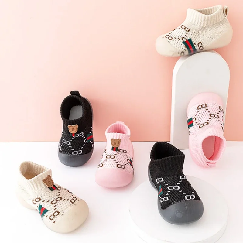 

New children's walking shoes fashionable mesh children's solid color shoes soft sole children's shoes