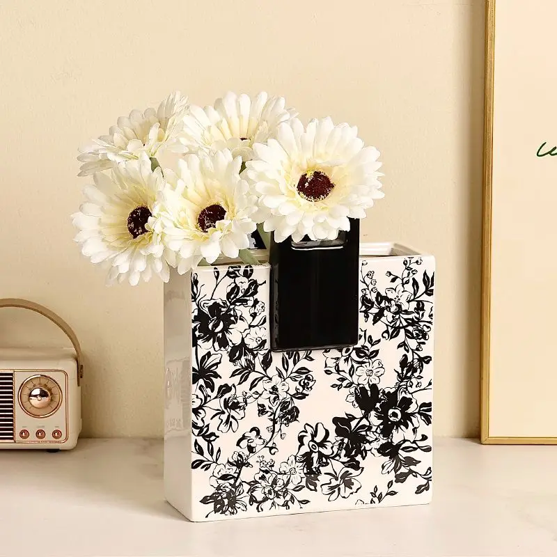 New Chinese-style high-end living room, TV cabinet, entrance hall creative floral hand-held ceramic vase decoration accessories