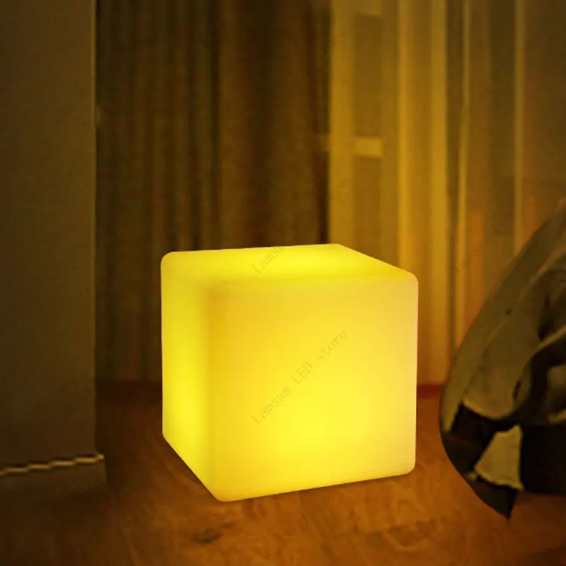 RGB مكعب الجدول مصباح جو مكعب ضوء 16 ألوان عكس الضوء التيار المتناوب/قابلة للشحن بالطاقة لغرفة النوم بهو غرفة المعيشة فناء الطرف