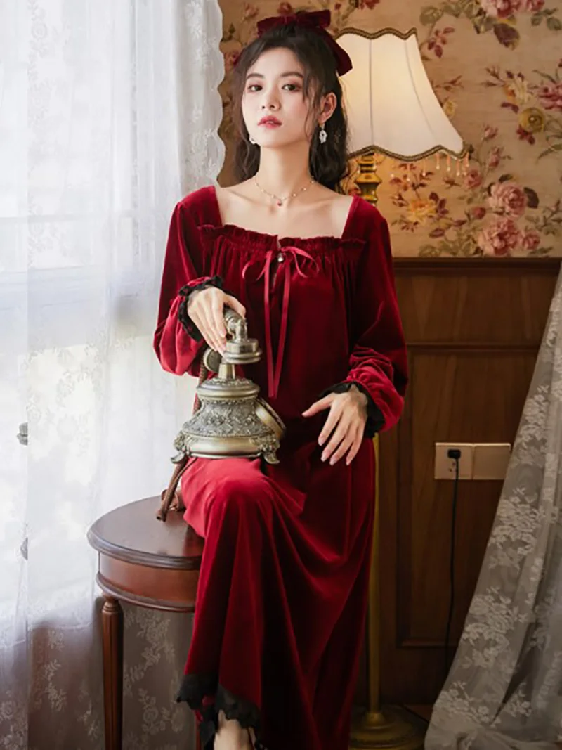 Women Spring Velvet Night Dress Ruffles Long Robe Peignoir Victorian Pyjamas Gown Vintage Romantic Nightgown Homewear