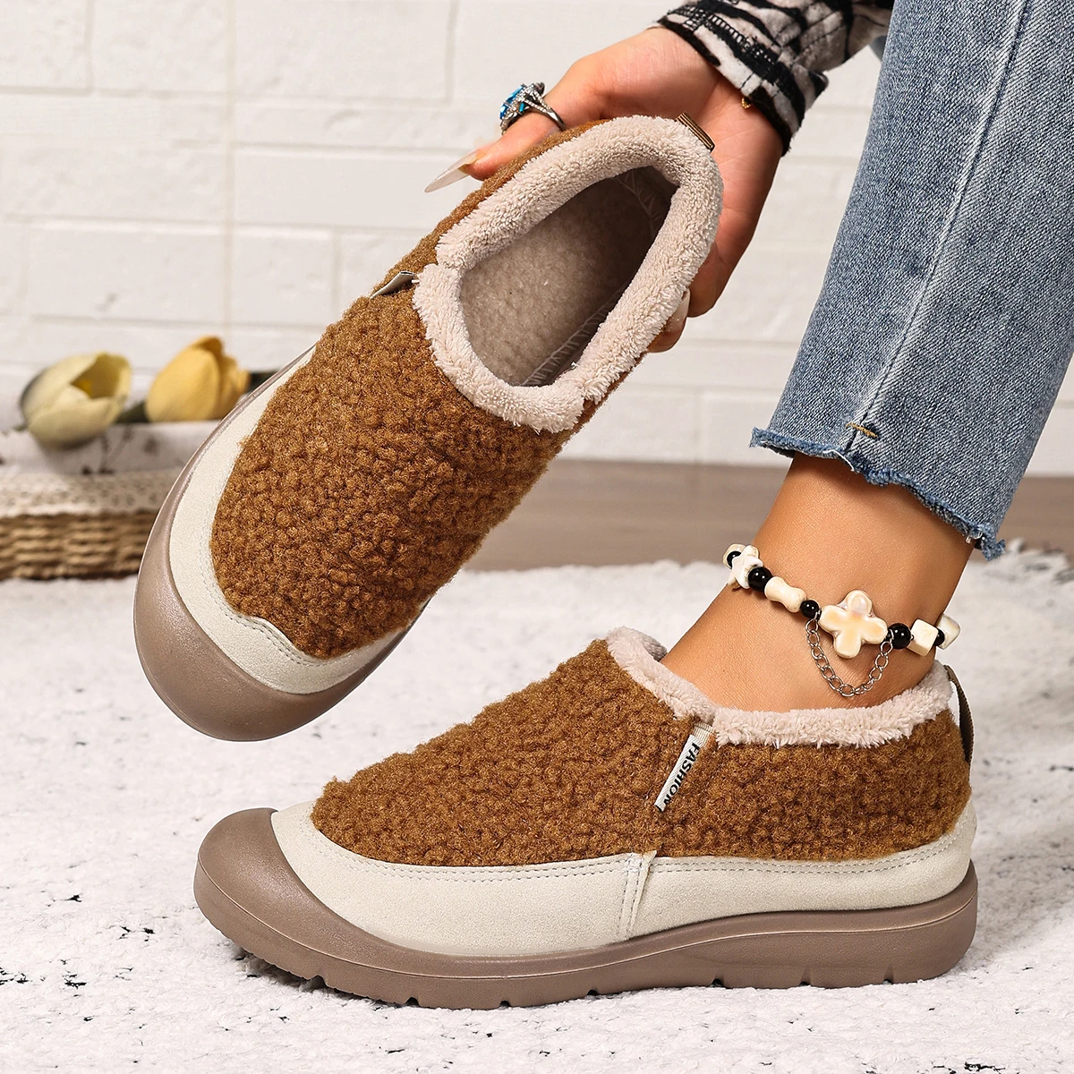 

2025 зимняя новая женская повседневная хлопковая обувь, модная теплая удобная противоскользящая прочная подошва, бесплатная доставка, женский хлопок