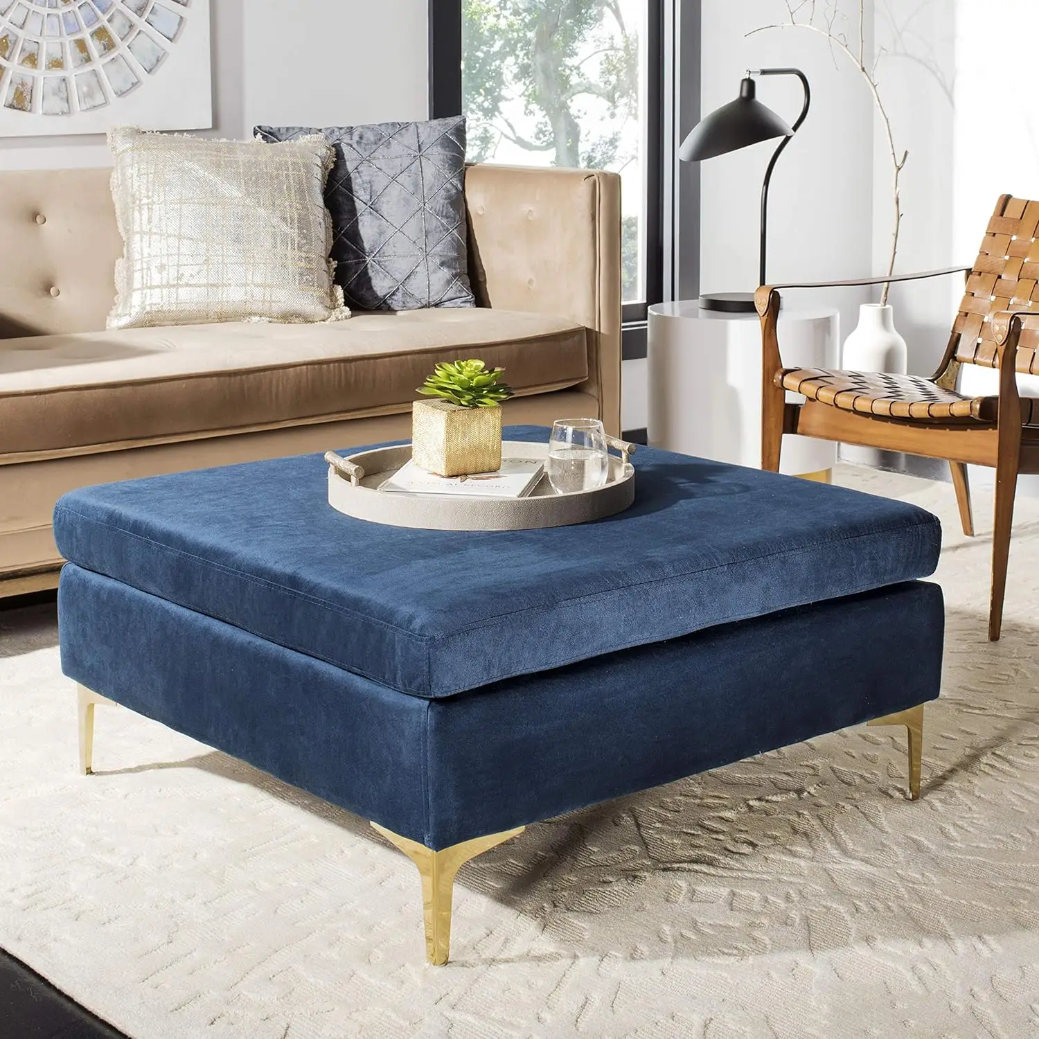 

Safavieh Home Giovanna 36-inch Glam Navy Velvet and Brass Square Ottoman