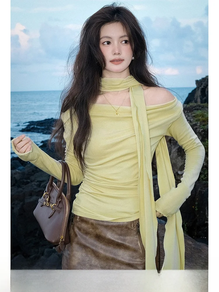 

Slim Fit Long Sve Women's T-irt with Print adient Dyed Plum Blossom Design Spring Faion Sense Two-Way Wear Nel