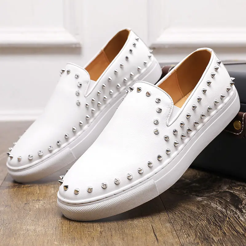 Fashion Rivet White Leather Casual Shoes Men Comfortable Flat Slip-on Loafers Men Large Size 48 Luxury Brand Men Shoes Moccasins