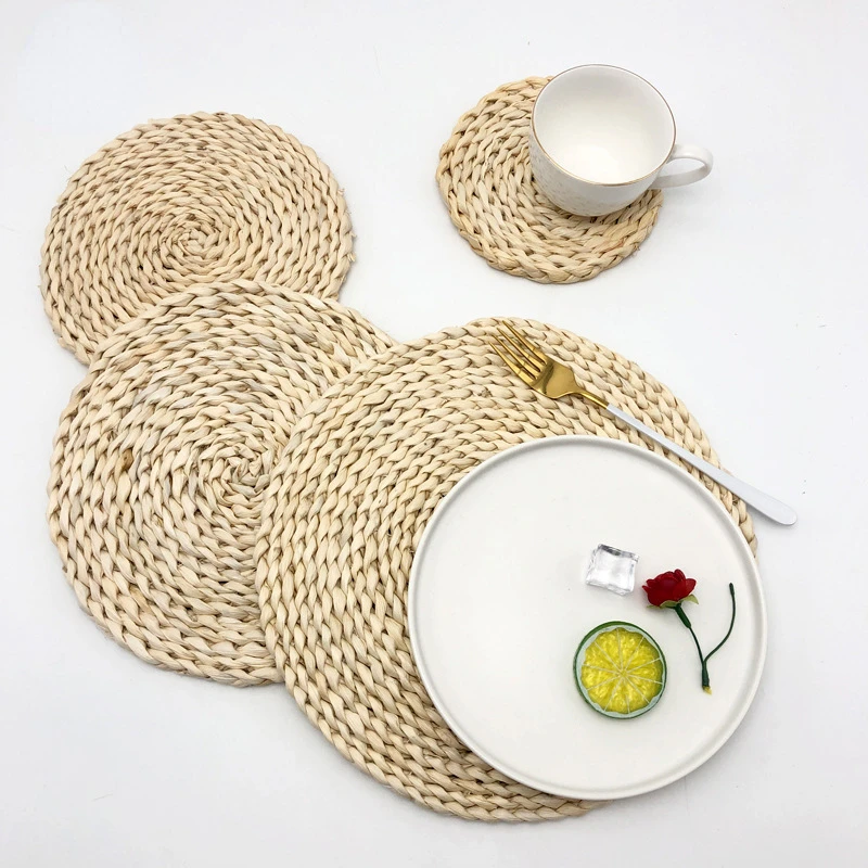 Round Woven Placemats for Dining Table,Natural Braided Rattan Tablemat,Hollow Wicker,Charger Plates for Holiday Kitchen TableMat