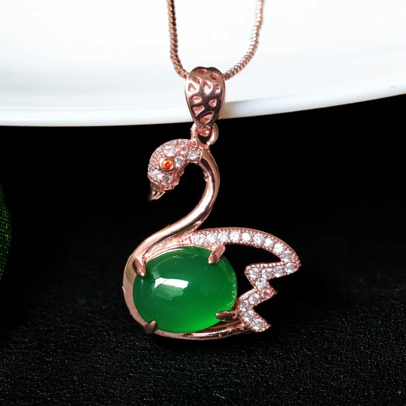 

Natural Green Chalcedony Hand-carved Swan Pendant Fashion Boutique Jewelry Men and Women Necklace Accessories