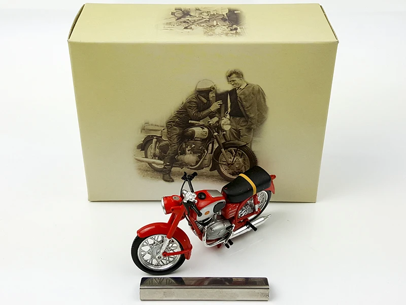 Rare 1:24 red pm250 Vintage Motorcycle Model  Semi alloy finished product model