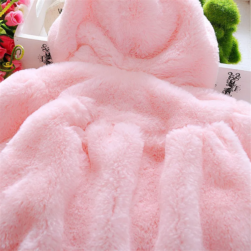 Winter Baby Girl Jacket Sweet And Cute Warm Hooded Rabbit Ear Wool Sweater Minimalist Children\'S Clothing Suitable For 0-3 Year