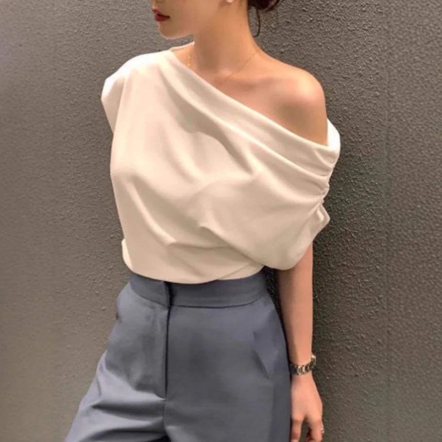 

2026 Summer Irregular Slanted Shoulder Design Loose Solid Color Pullover Short-sleeved T-shirt for Women