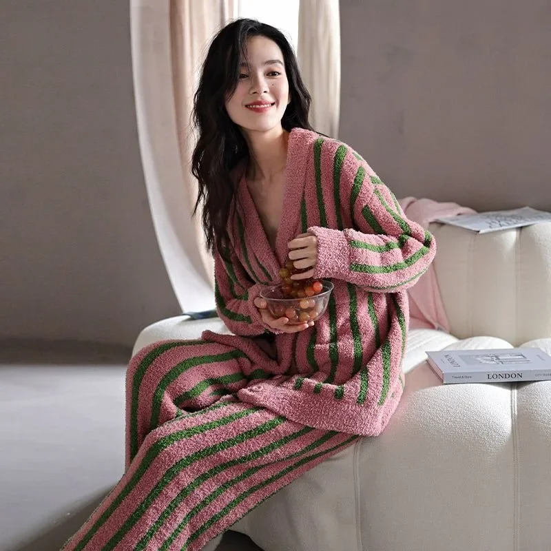 Striped Coral Velvet Pajamas Women Winter Thermal Half Velvet Nightclothes Two-Piece Female Fleece-lined Thicken Loungewear Suit