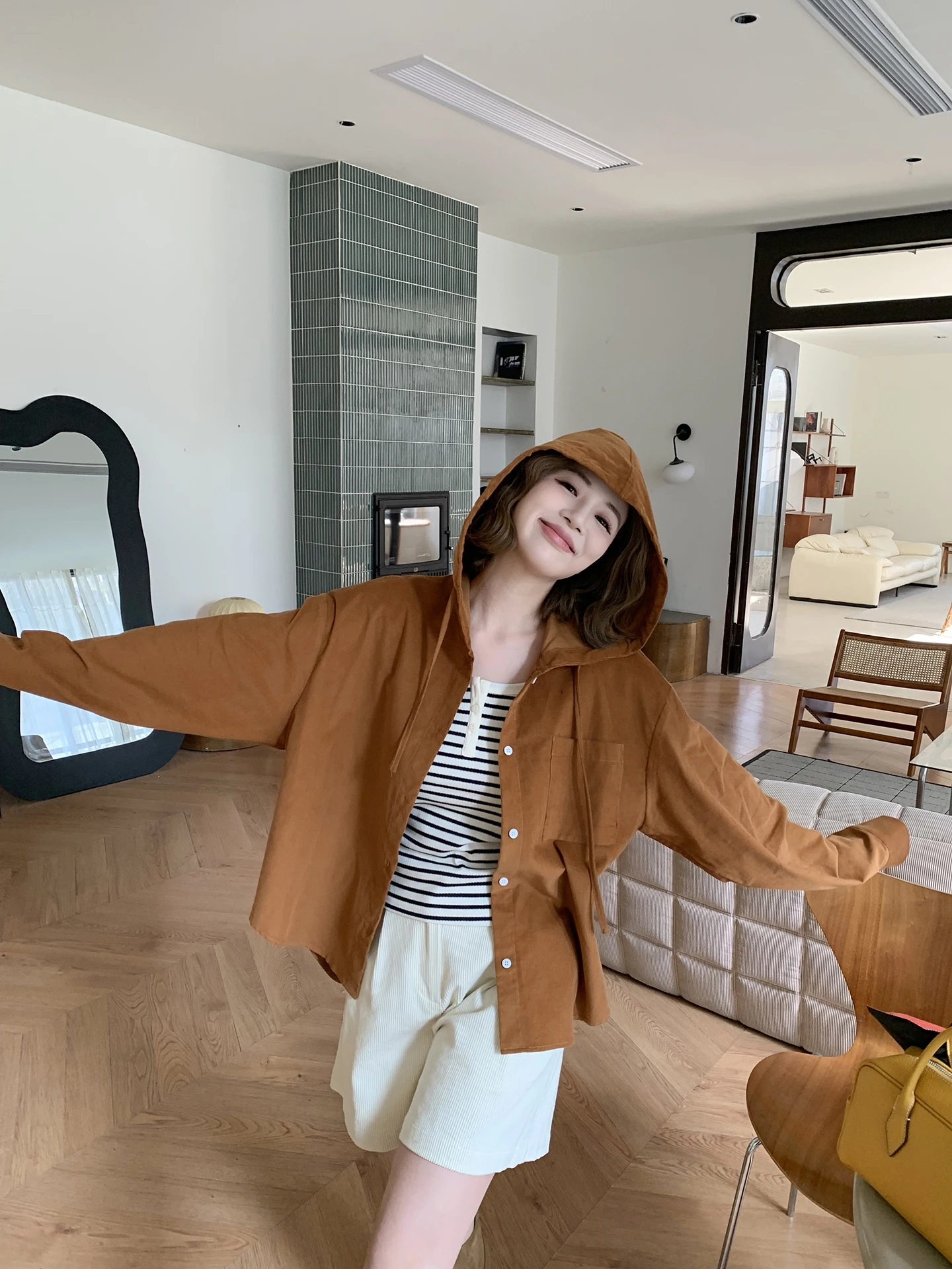 

Женская повседневная свободная куртка Xuanxuan с капюшоном, ярко-оранжевая, с защитой от солнца, винтажный стиль, свободный крой